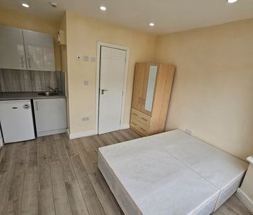 Studio Flat, Arkindale Road, SE6 - Photo 6