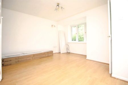 2 bedroom semi-detached house to rent - Photo 3
