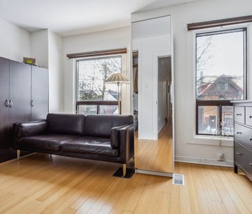 For Lease - 296 Charlton Avenue, Hamilton, Ontario - Photo 3