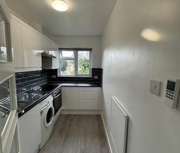 1 Bed Flat, Wendover House, N22 - Photo 3
