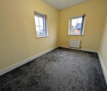 17 Lynn Hall Grove, Bangor, BT19 1LT - Photo 4