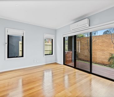 Spacious multi level living with outdoor appeal - Photo 5