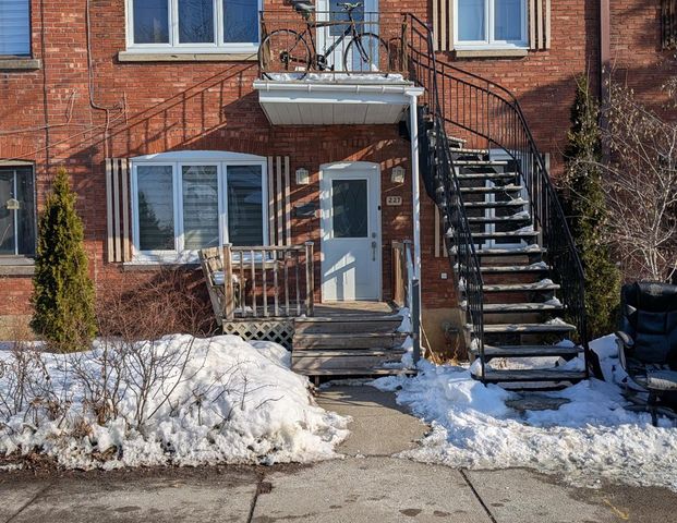 À louer / Appartement - Photo 1