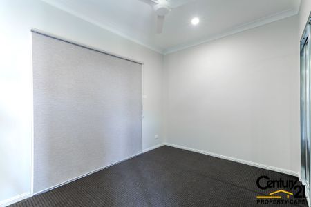 Beautiful Granny Flat with Extra Living Space&excl; - Photo 2