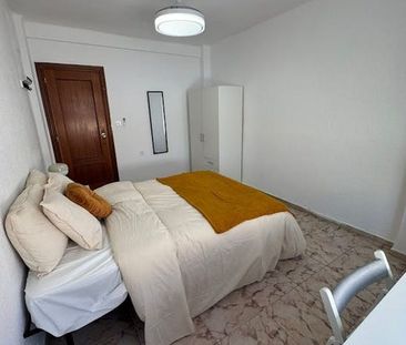 Calle del Rei en Jaume, Xirivella, Valencian Community 46950 - Photo 2