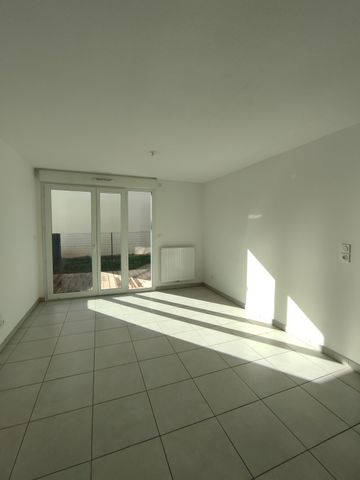 Location Appartement 2 pièces 41m² AUCAMVILLE 31140 - Photo 2