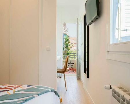 Calle de Alburquerque, Madrid, Community of Madrid 28010 - Photo 5