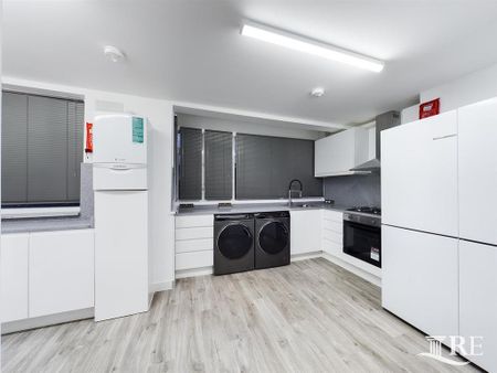 House share to rent - Photo 4