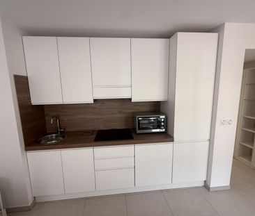 Très beau studio meublé avec balcon dans résidence neuve à C - Photo 5