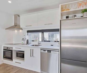 All in on Ashley - Photo 3