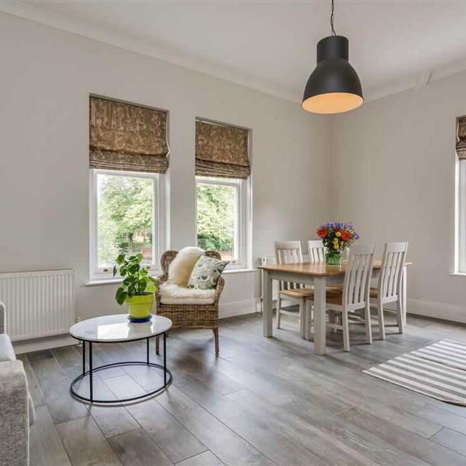 Apartment 2 83 Myrtlefield Park, Belfast, BT9 6NG - Photo 1