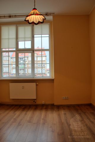 Doskonała lokalizacja ! - Фото 4