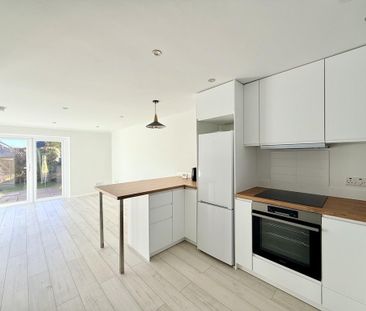 2 bedroom terraced house to rent - Photo 6