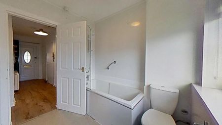 2 bedroom flat to rent - Photo 5