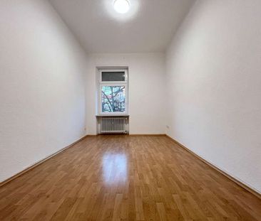 KL - Nähe Stadtpark, 4 ZKB, ''Altbau'', Einbauküche, Tageslichtbad,... - Photo 4