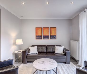 Central Schwabing: exclusive 3-room apartment - Photo 2