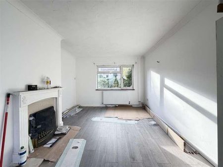 Rectory Wood, Harlow, CM20 - Photo 2