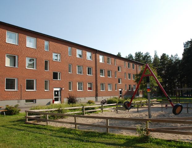 Strålvägen 33 - Foto 1