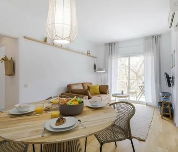 Carrer del Consell de Cent, Barcelona, Catalonia 08013 - Photo 1