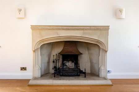 4 bedroom detached house to rent - Photo 2