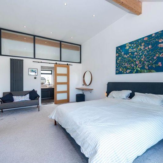 4 bedroom bungalow to rent - Photo 1