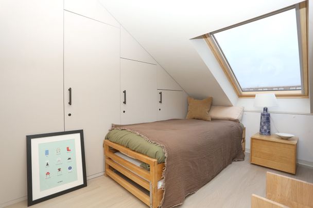 3 Bed Semi-Detached House, London, N17 - Photo 1