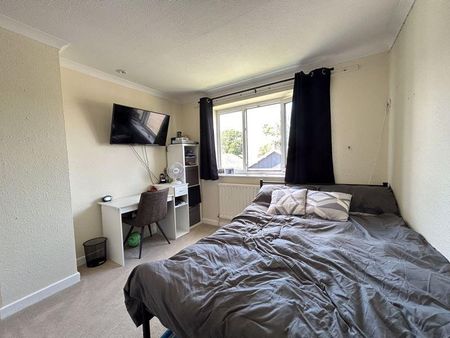 4 bedroom detached house to rent - Photo 5