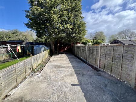 Heath End Road, Nuneaton, CV10 - Photo 2