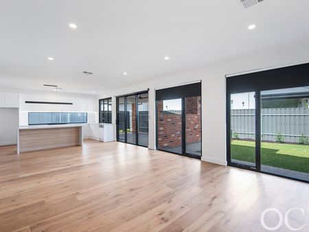 Open the Door To Luxurious Coastal Living in Henley Beach - Photo 2