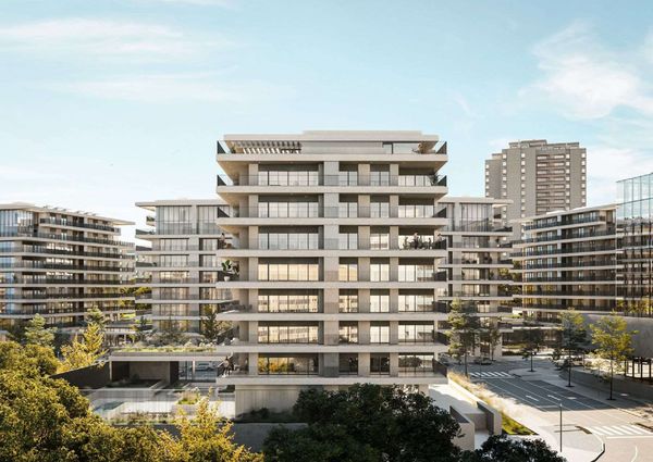 Apartamento T1 mobilado em Miraflores com Vista de Rio, a estrear