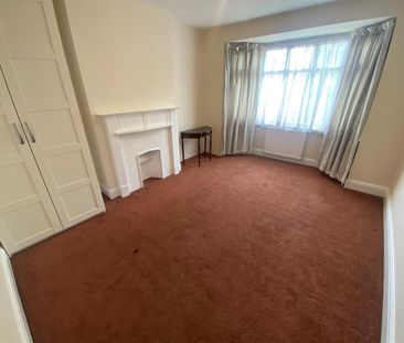 Hale Lane, HA8 9RD, Edgware - Photo 3