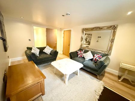 2 bedroom flat to rent - Photo 3