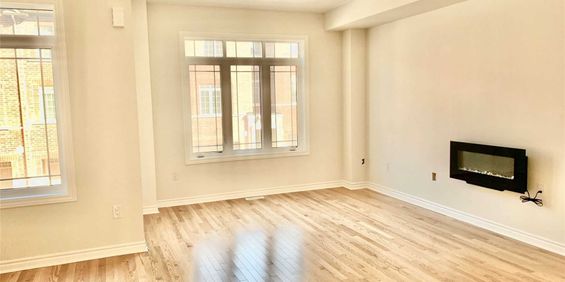 For Lease - 56 Gordon Circle, Newmarket, Ontario - Photo 3