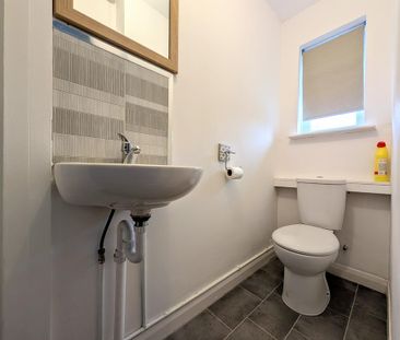 2 bedroom terraced house to rent - Photo 6