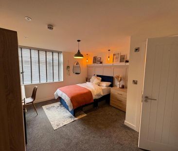 1 bedroom in a house share to rent - Photo 1