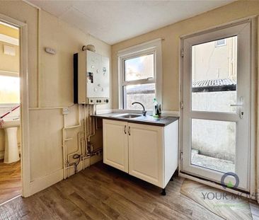 1 bedroom flat to rent - Photo 6