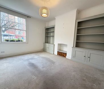 2 Bed Terraced House, Kingsdown Parade, BS6 - Photo 1