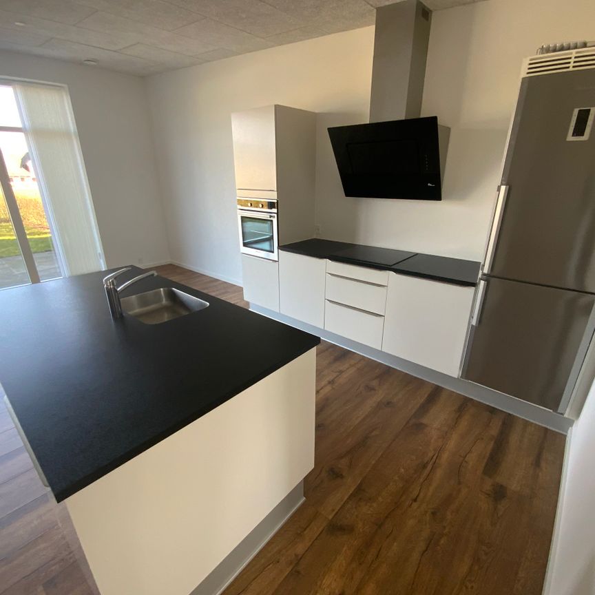 Elkærholmparken 1B, 6040 Vester Nebel – RÆKKEHUS MED HAVE - Photo 1