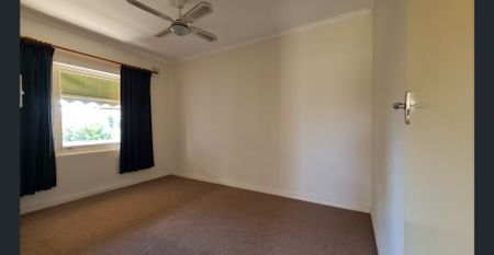 3 bedroom Family home - Photo 2