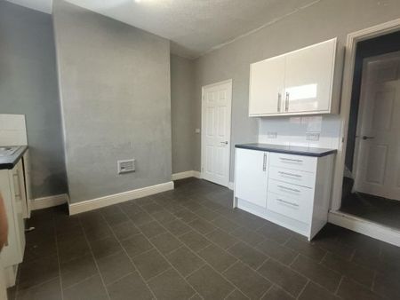 York Street, Sutton In Ashfield NG17, Property for rent - Photo 5