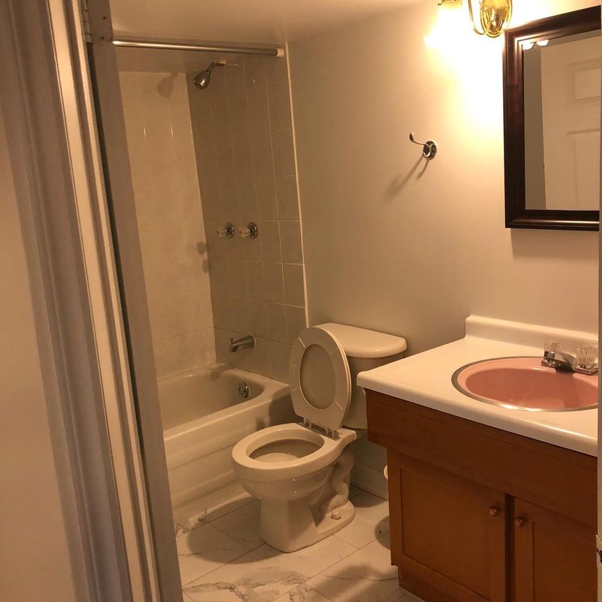 For Lease - 3696 Colonial Drive Unit# Basement, Mississauga, Ontario - Photo 1