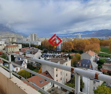 Location Appartement 2 pièces 54m² GRENOBLE 38000 - Photo 1