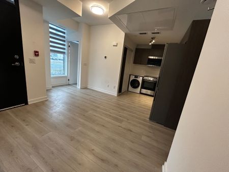 For Lease - 34-851 Sheppard Avenue Unit# Main, Toronto, Ontario - Photo 2