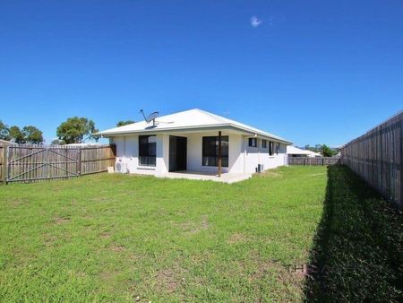 Low-set 3 bedroom home in Gracemere - Photo 4