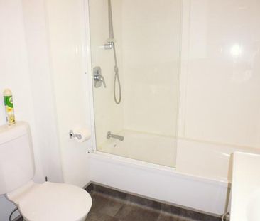 Townhouse Living - Photo 4