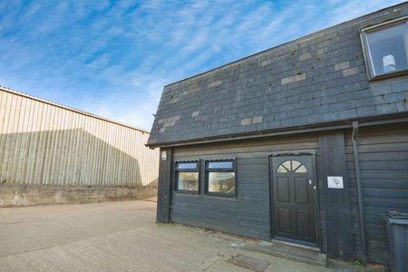 Fullers Hill Farm, Amersham, HP6 - Photo 2