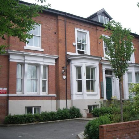 3 bedroom apartment to rent - Photo 4
