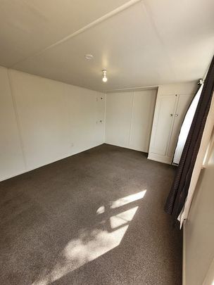 Charming 3BR Wainoni Home + Studio! - Photo 1