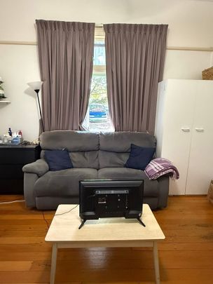 Hornsby - Photo 1