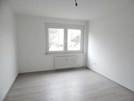 Schöne Zentrale 3-Zi.-Wohnung - Photo 5